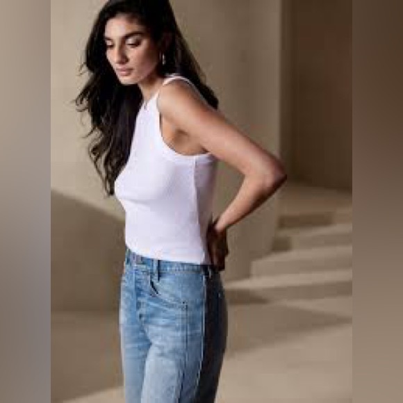 The Ranger Straight Jean by Banana Republic Size 26, NWOT, Medium Wash - Picture 4 of 14